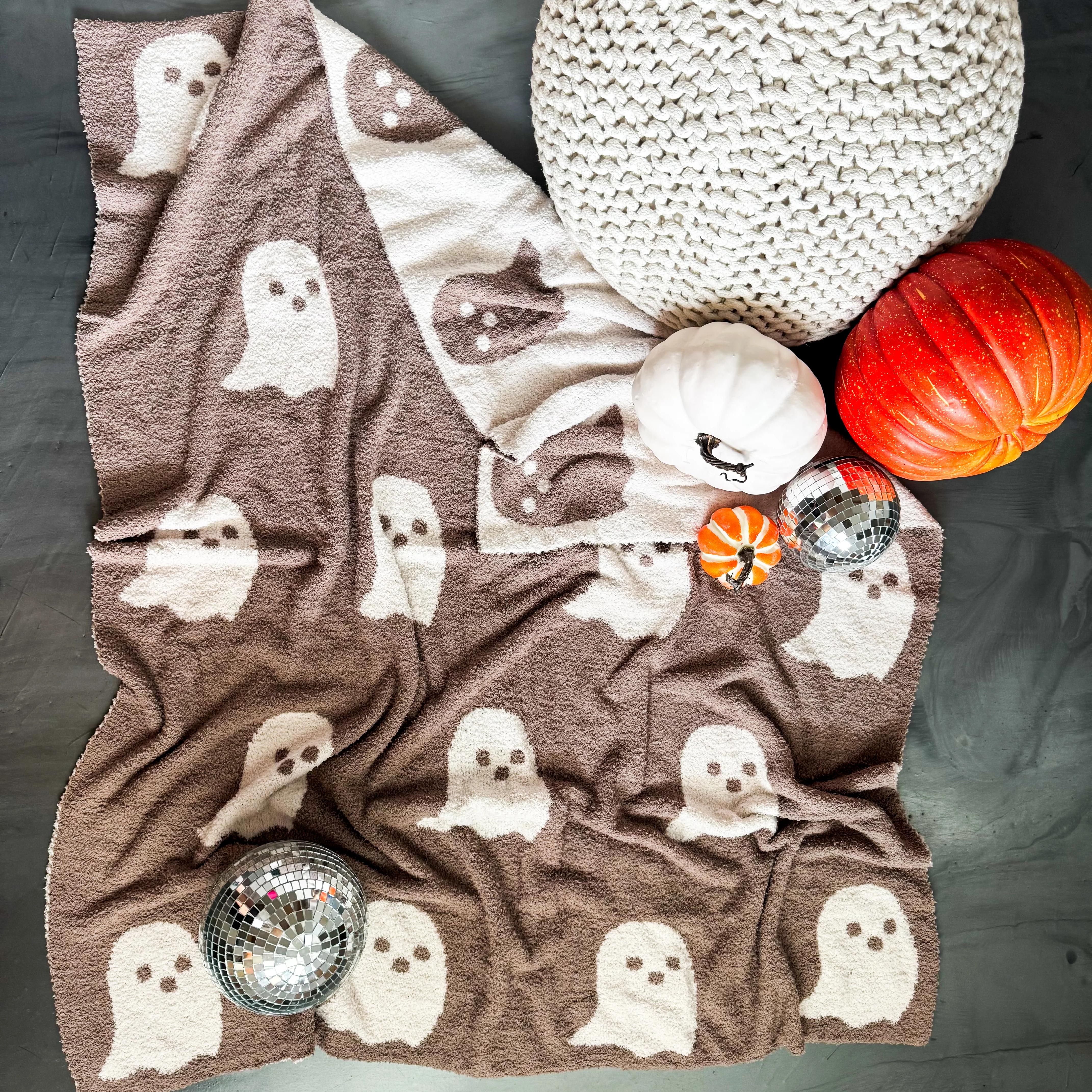 Big Ghost Reversible Blankets - Image 3