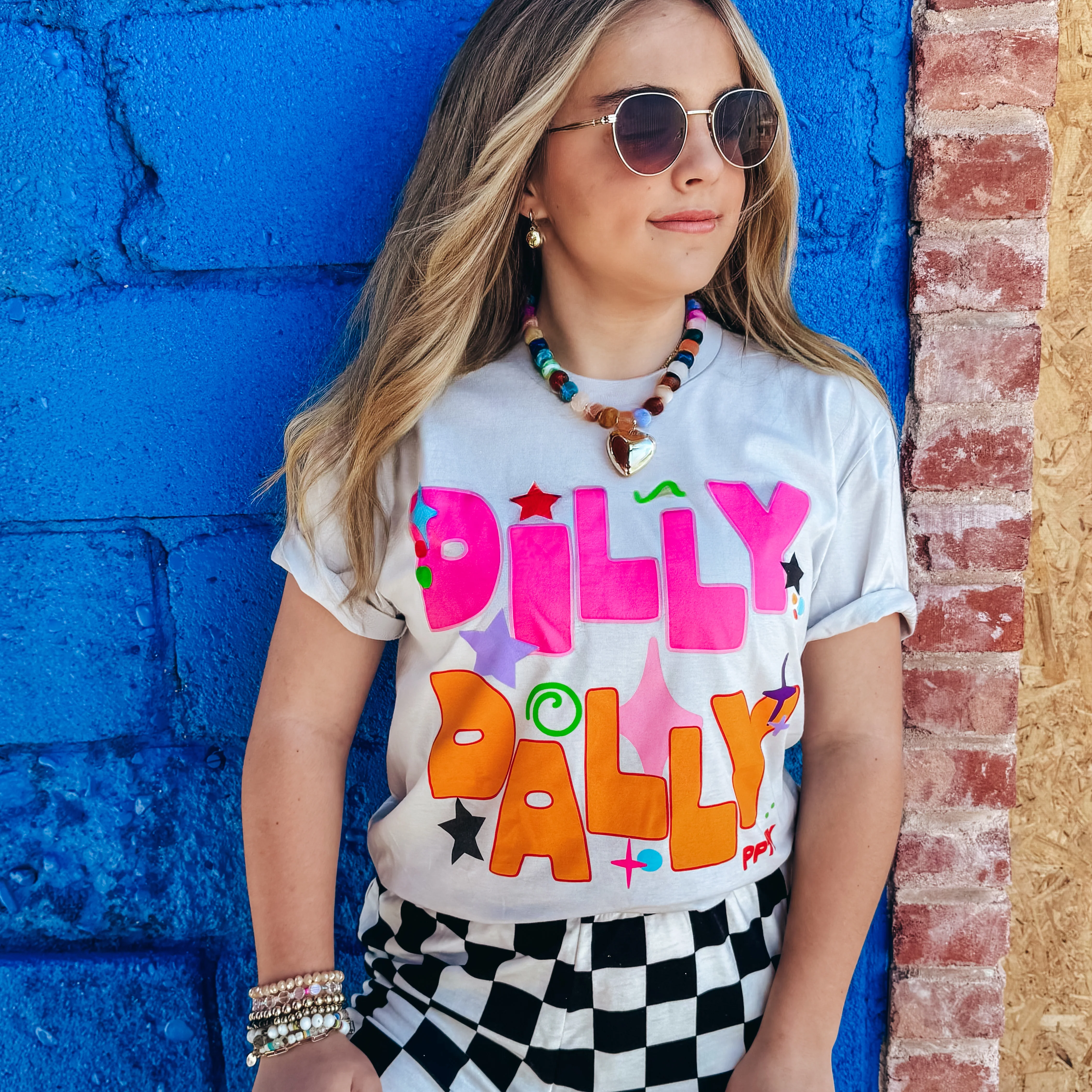 Dilly Dally Tee - Image 2