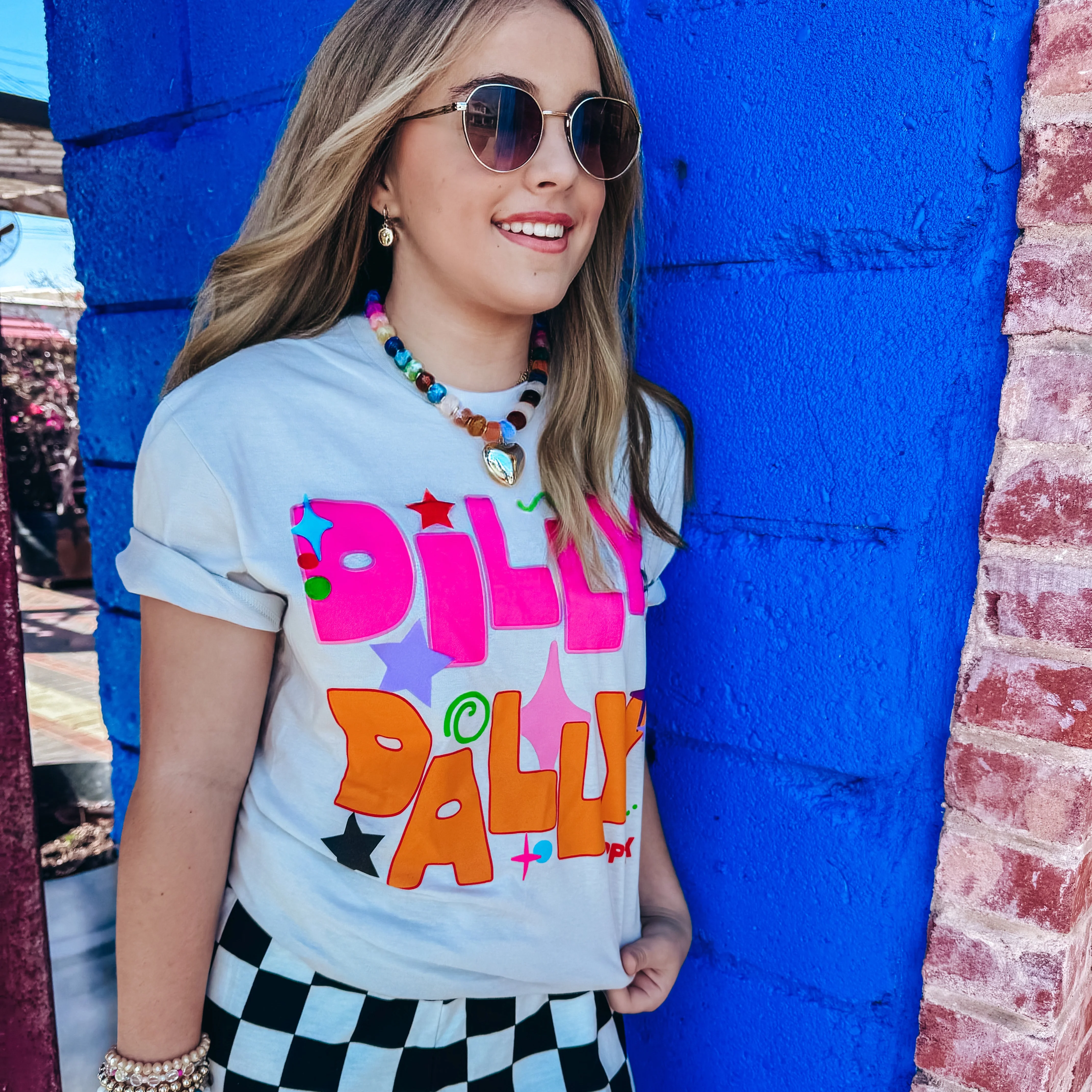 Dilly Dally Tee - Image 4